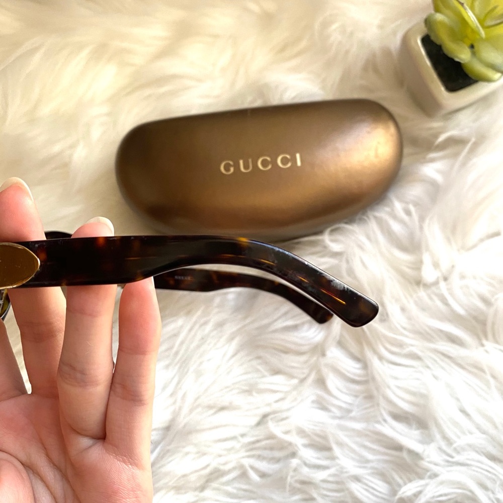Authentic Gucci designer sunglasses - Picture 5 of 9